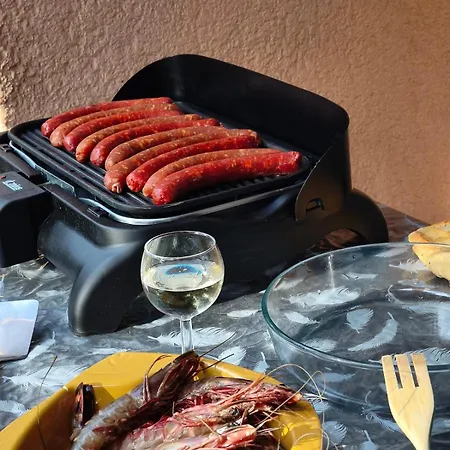 Appartement Rare - Avec Jardin à 350m De La Et Du Port