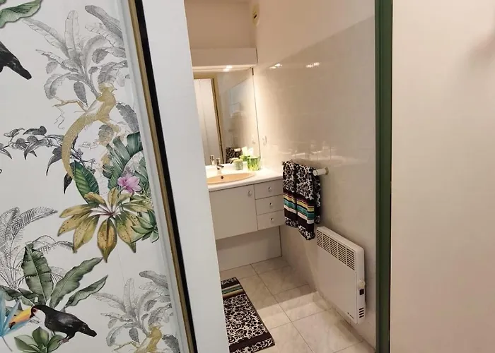 Rare - Avec Jardin A 350m De La Et Du Port * Hyères